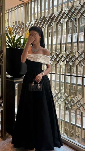 Elegant Black And White Off The Shoulder Ruched A-Line Long Prom Dress With Back Train AD1363