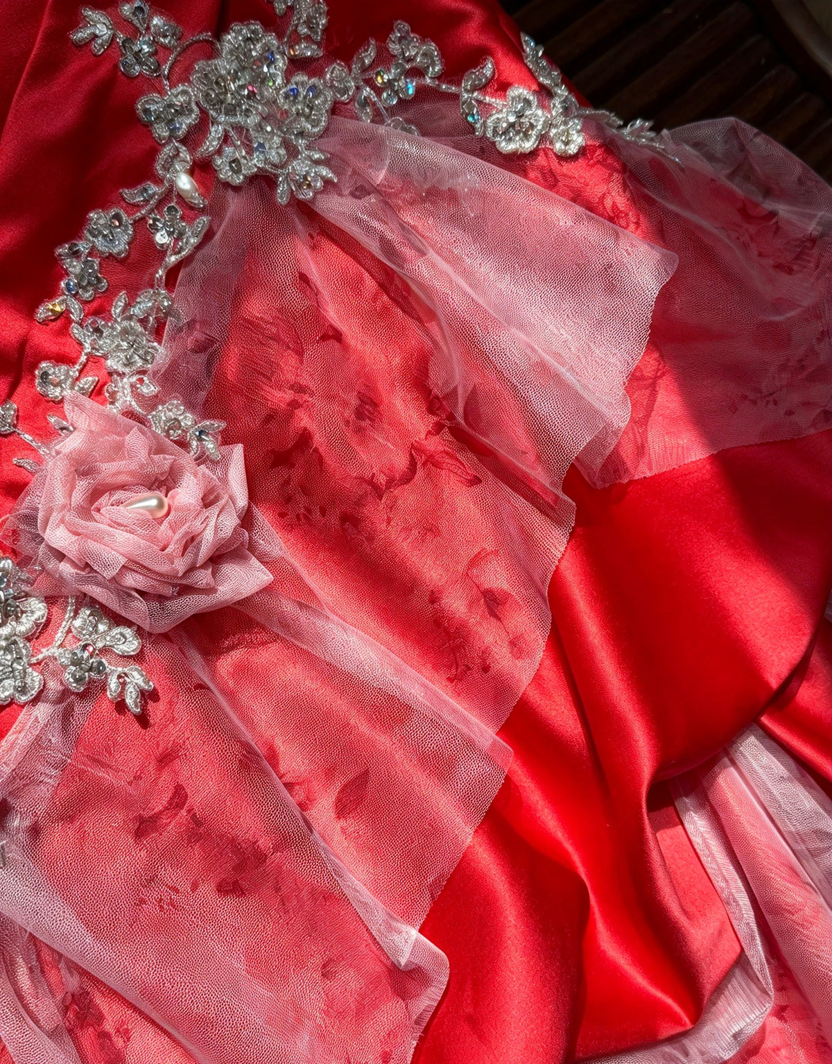 Chic Red Strapless Sweetheart Beaded Floral Appliqué Mermaid Long Prom Dress AD1480