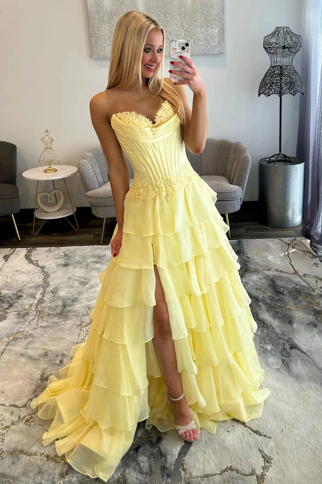 Lovely Sweetheart A-Line Corset Ruffle Prom Dress With High Slit And Appliques AD157