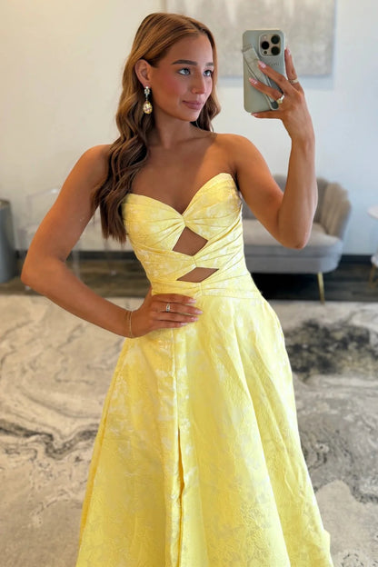 Elegant Yellow Sweetheart Jacquard Prom Dress With Front Cutout Detail AD178