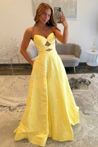 Elegant Yellow Sweetheart Jacquard Prom Dress With Front Cutout Detail AD178