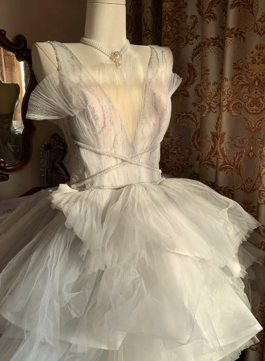 Fairytale Tiered Tulle V-Neck Ball Gown With Pearl Waist Detail Sweet 16 Dress Prom Dress AD237