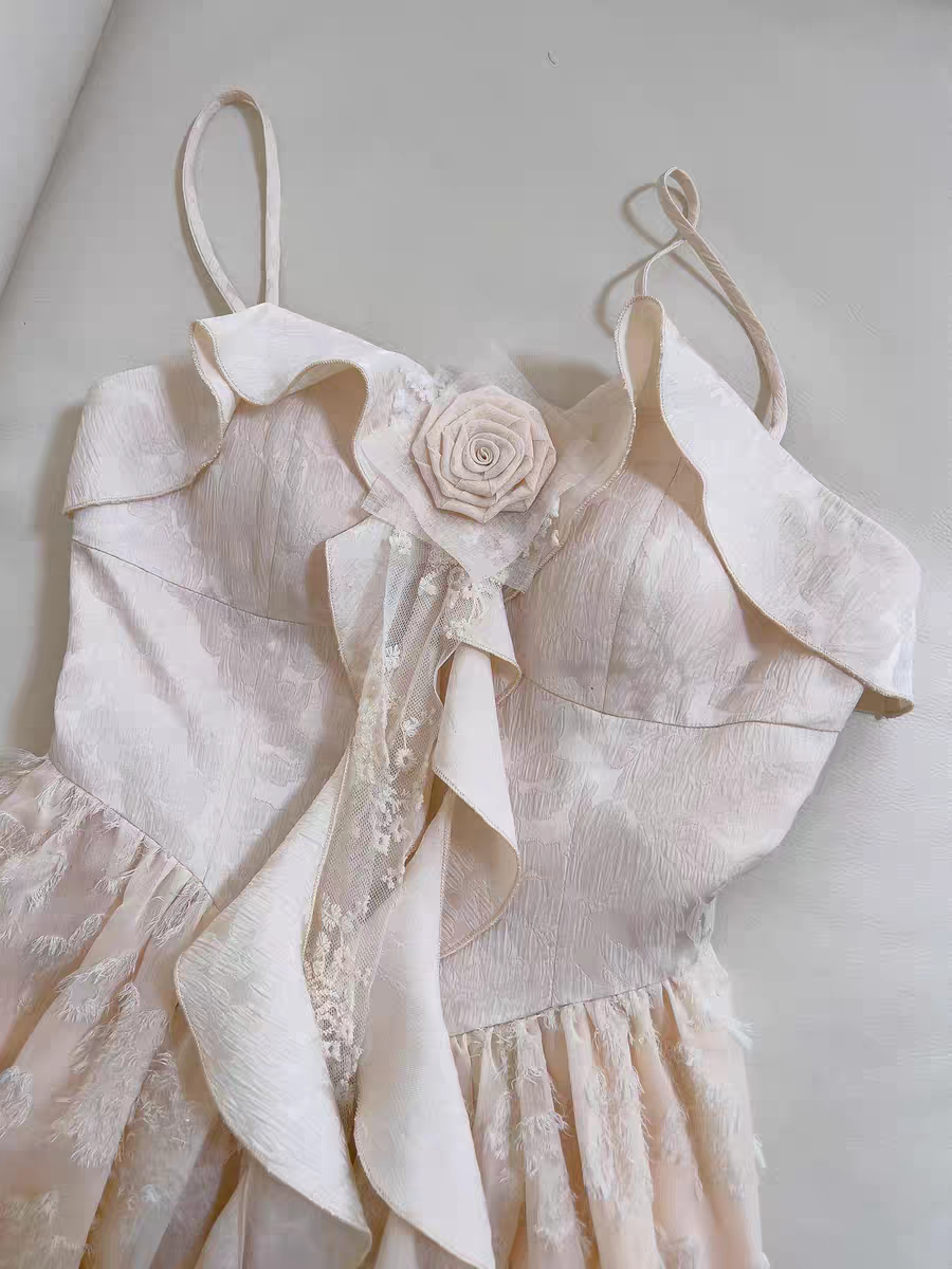 Vintage Ivory Spaghetti Straps Ruffled A Line Long Prom Dress With Rose Applique AD297