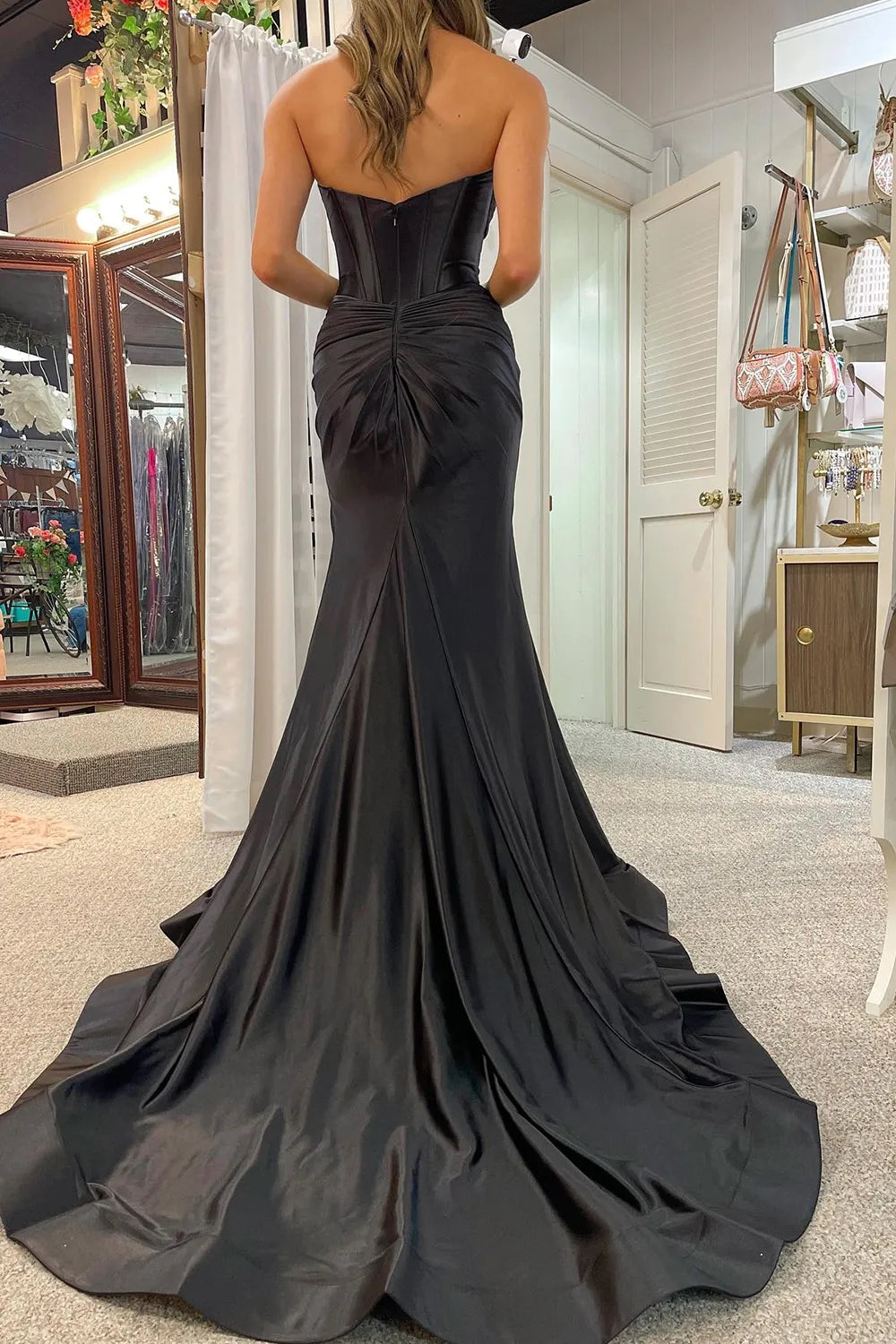 Sexy Red Sweetheart Corset Satin Mermaid Prom Dress With High Slit AD310