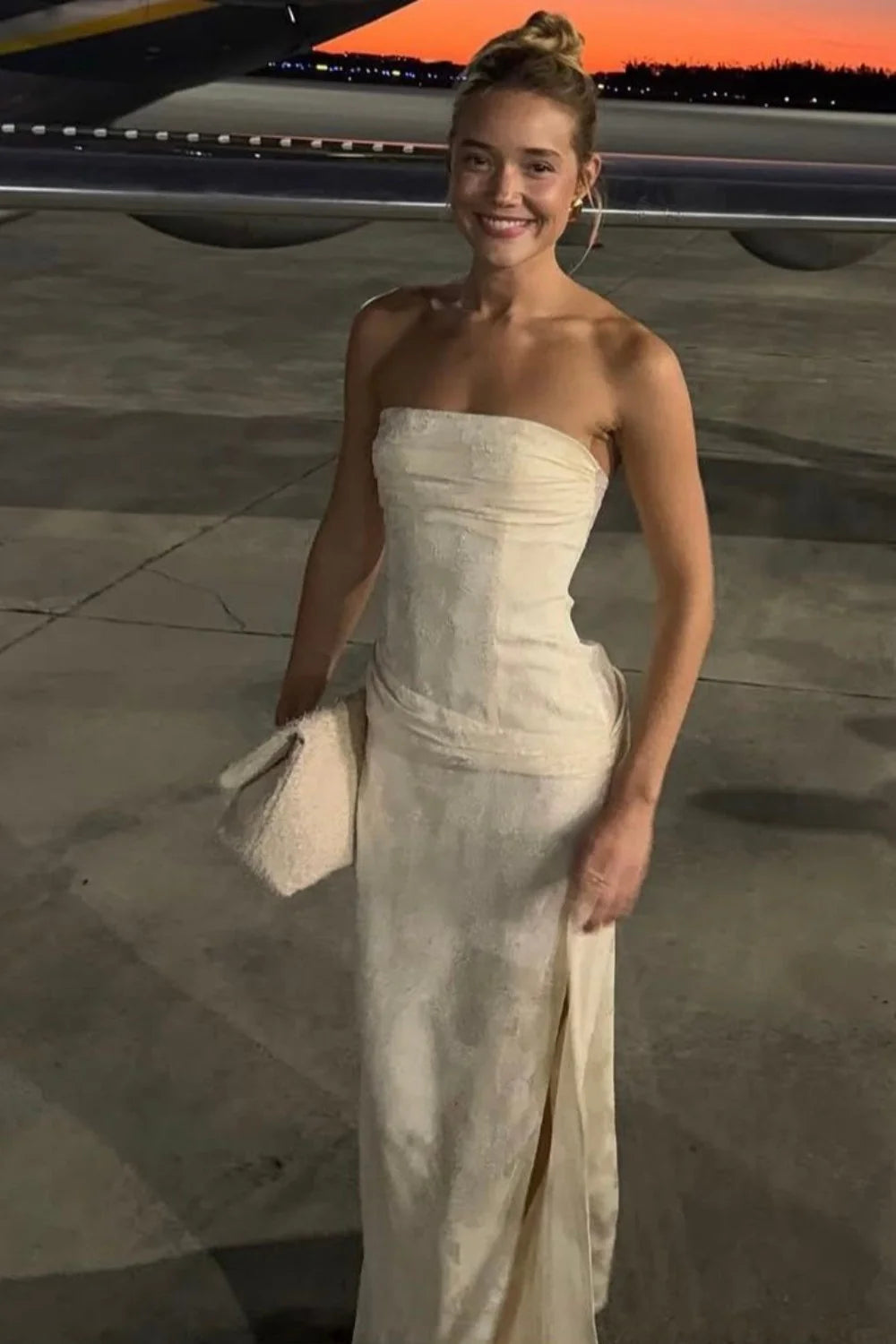Elegant Ivory Strapless Sheath Prom Gown With Draped Waist & Slit AD359