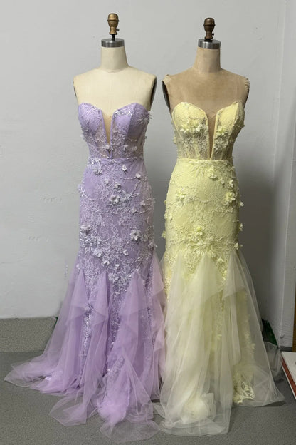 Romantic Lace Strapless Prom Gown With 3D Floral Applique And Tulle Skirt AD460
