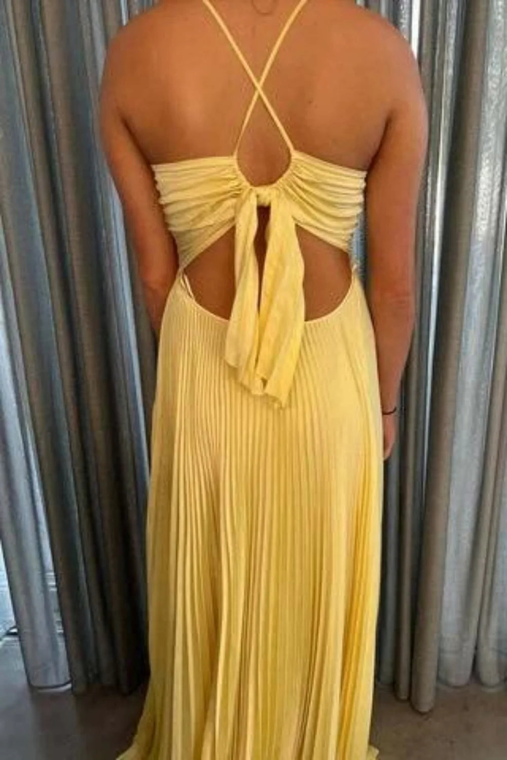 Classic Yellow A-Line Spaghetti Straps Prom Dress With Pleated Skirt AD473