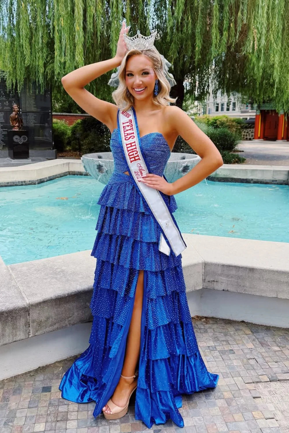 Gorgeous A-Line Sweetheart Lace Up Beaded Prom Dress With Keyhole Bodice And Ruffle Skirt AD532