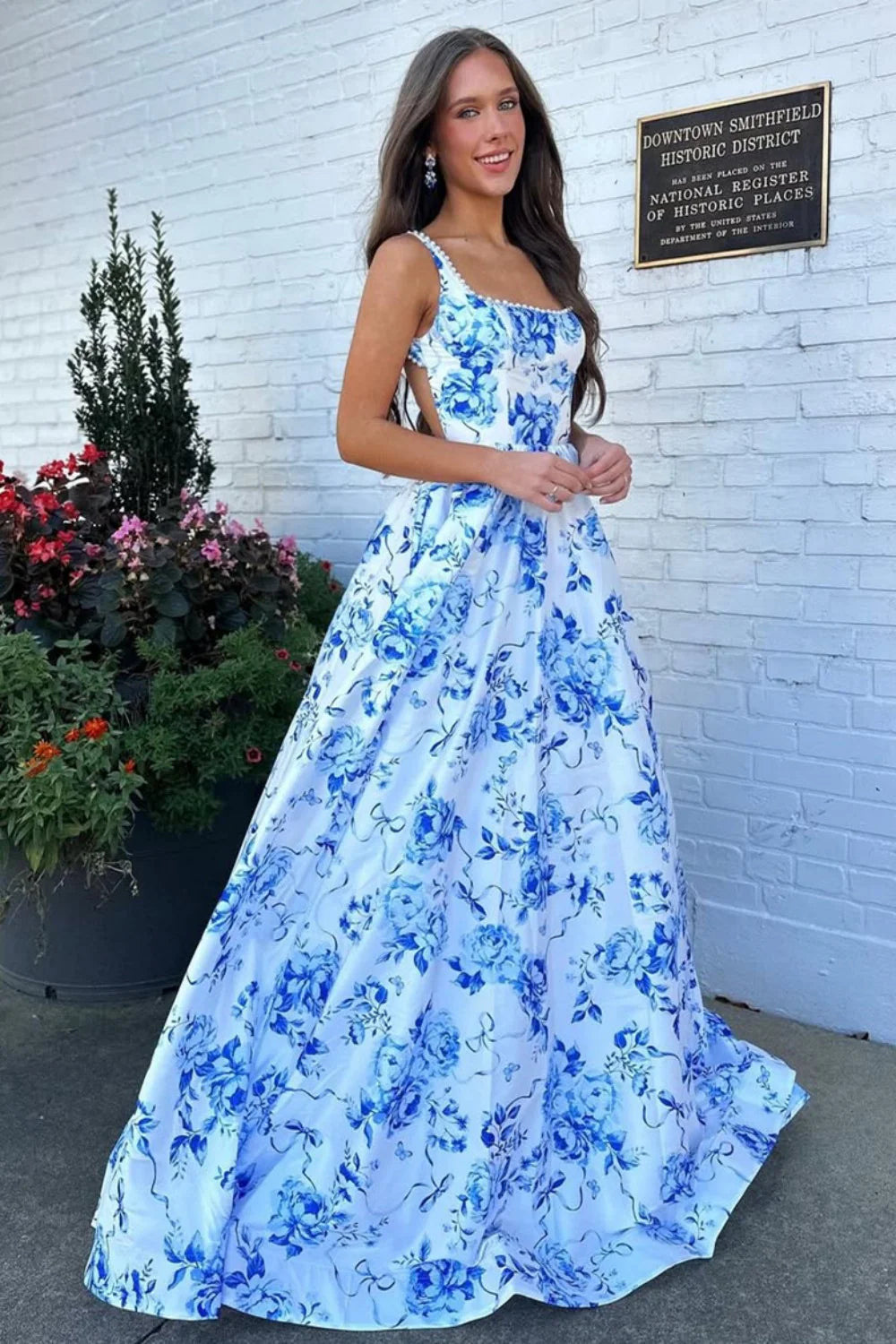 Classic Blue Floral A-Line Square Neck Backless Long Prom Gown AD601