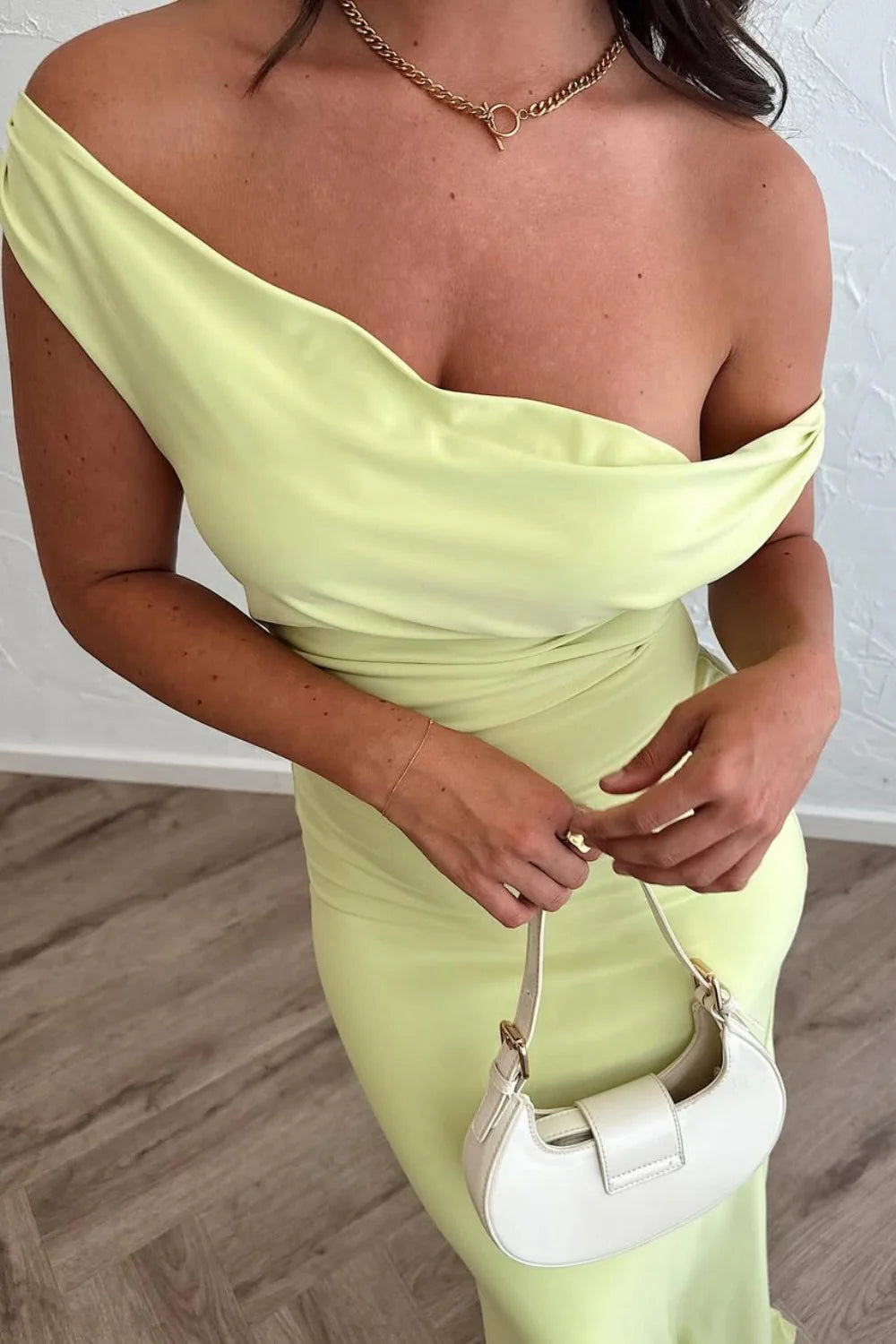 Sleek Pastel Yellow Off-Shoulder Mermaid Silhouette Prom Dress AD689
