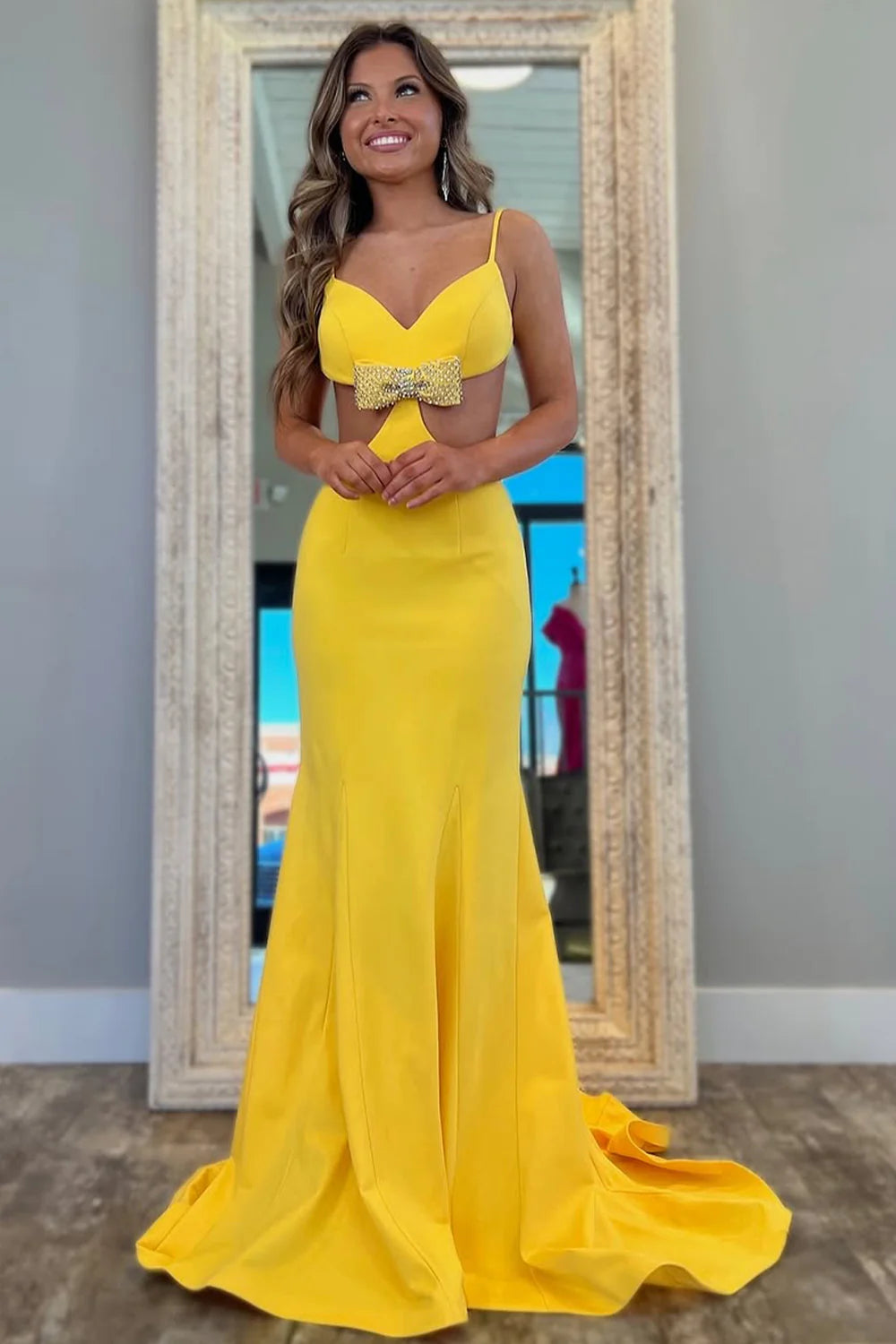Sexy Yellow Mermaid Prom Dress With Spaghetti Straps Backless Design And Bowknot AD711