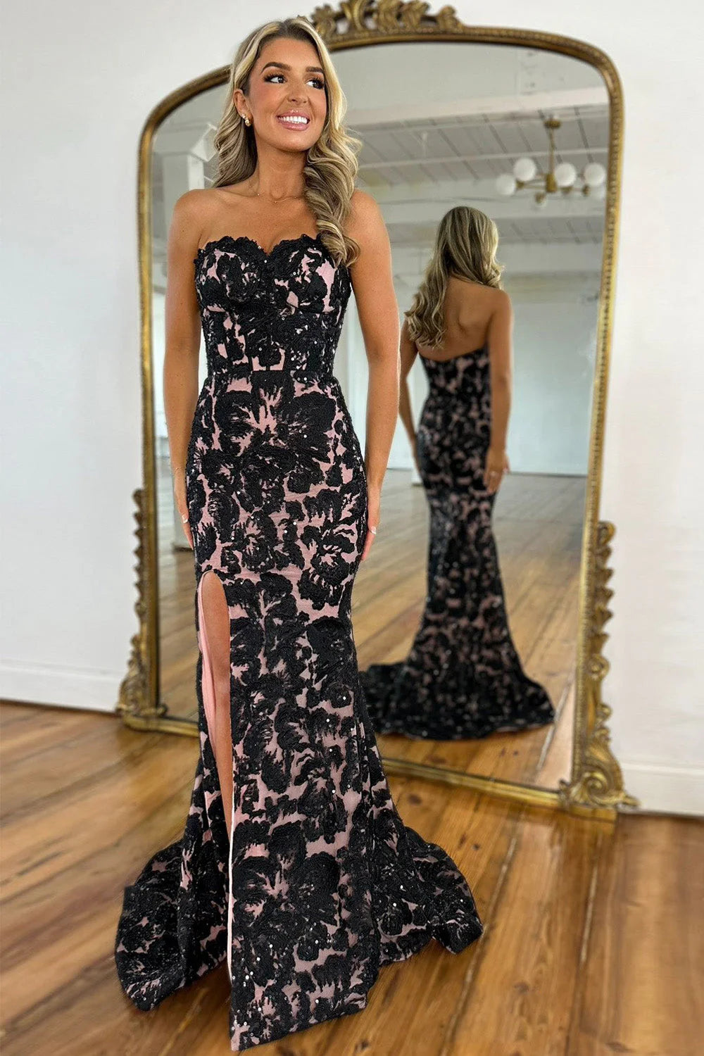 Gorgeous Mermaid Sweetheart Black Long Prom Dress With Appliques Slit AD747