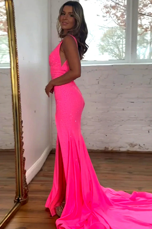 Glitter Pink Mermaid Prom Dress With V Neckline Beaded Embellishment And Sweep Train AD748