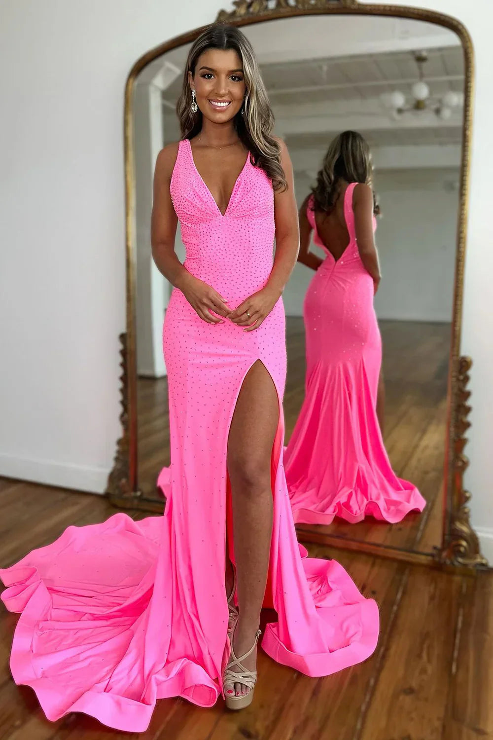 Glitter Pink Mermaid Prom Dress With V Neckline Beaded Embellishment And Sweep Train AD748
