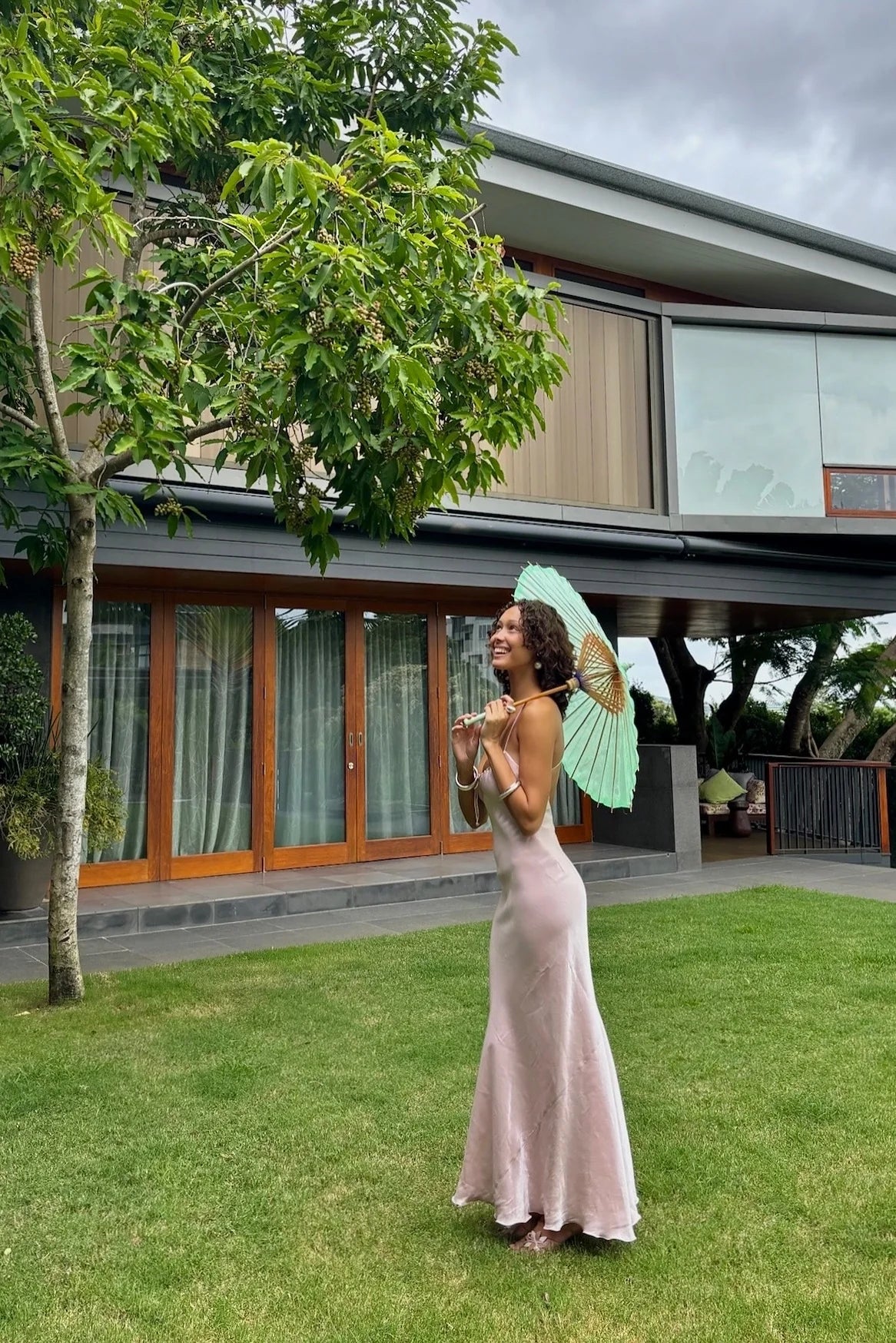 Chic Sheath Spaghetti Straps Light Pink Long Party Dress With Backless AD804