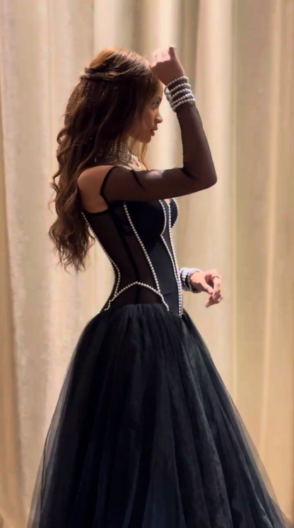 Luxurious Black Tulle Strapless Ball gown With Pearls Corset Bodice Prom Dress AD816