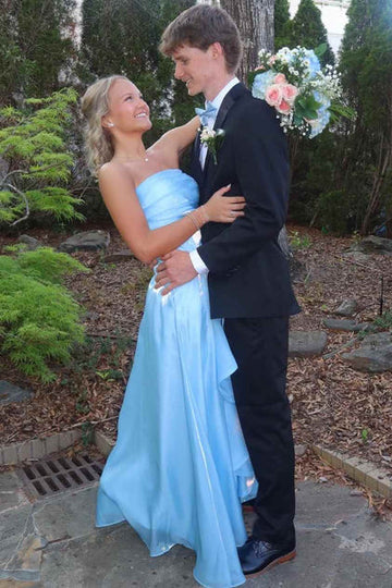 Fashion A-Line Pleated Strapless Split Party Prom Dress With Layered Ruffle Detail AD820
