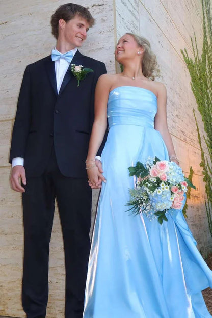 Fashion A-Line Pleated Strapless Split Party Prom Dress With Layered Ruffle Detail AD820