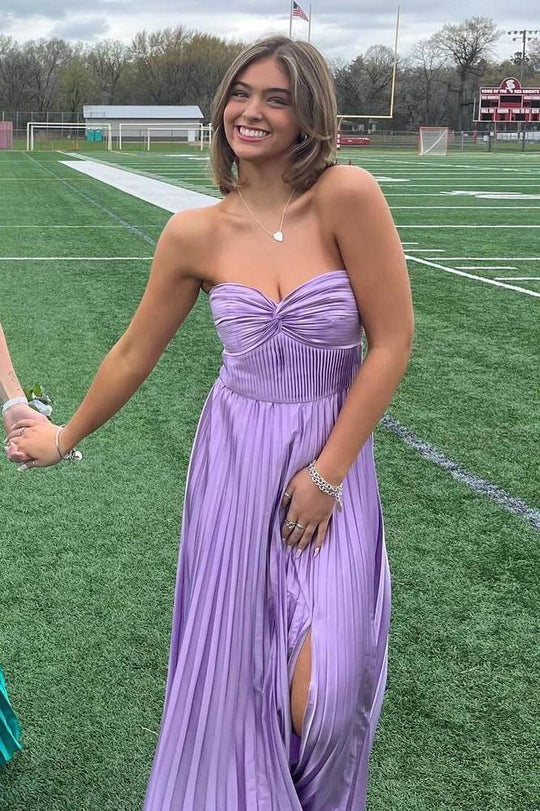 Chic Lilac Sweetheart Neck A‑Line Prom Dress With Pleated Skirt AD830