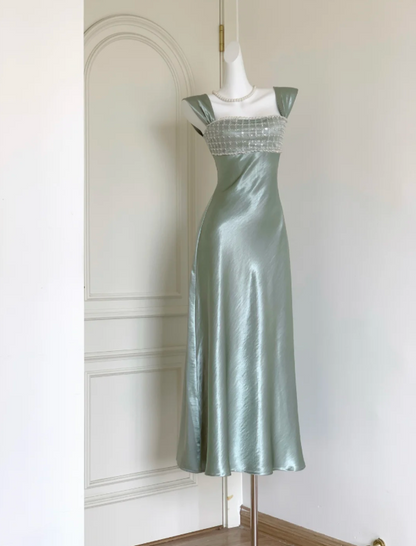 Elegant Lilac Square Neckline Sheath Prom Dress With Beaded Embellished Bust AD840
