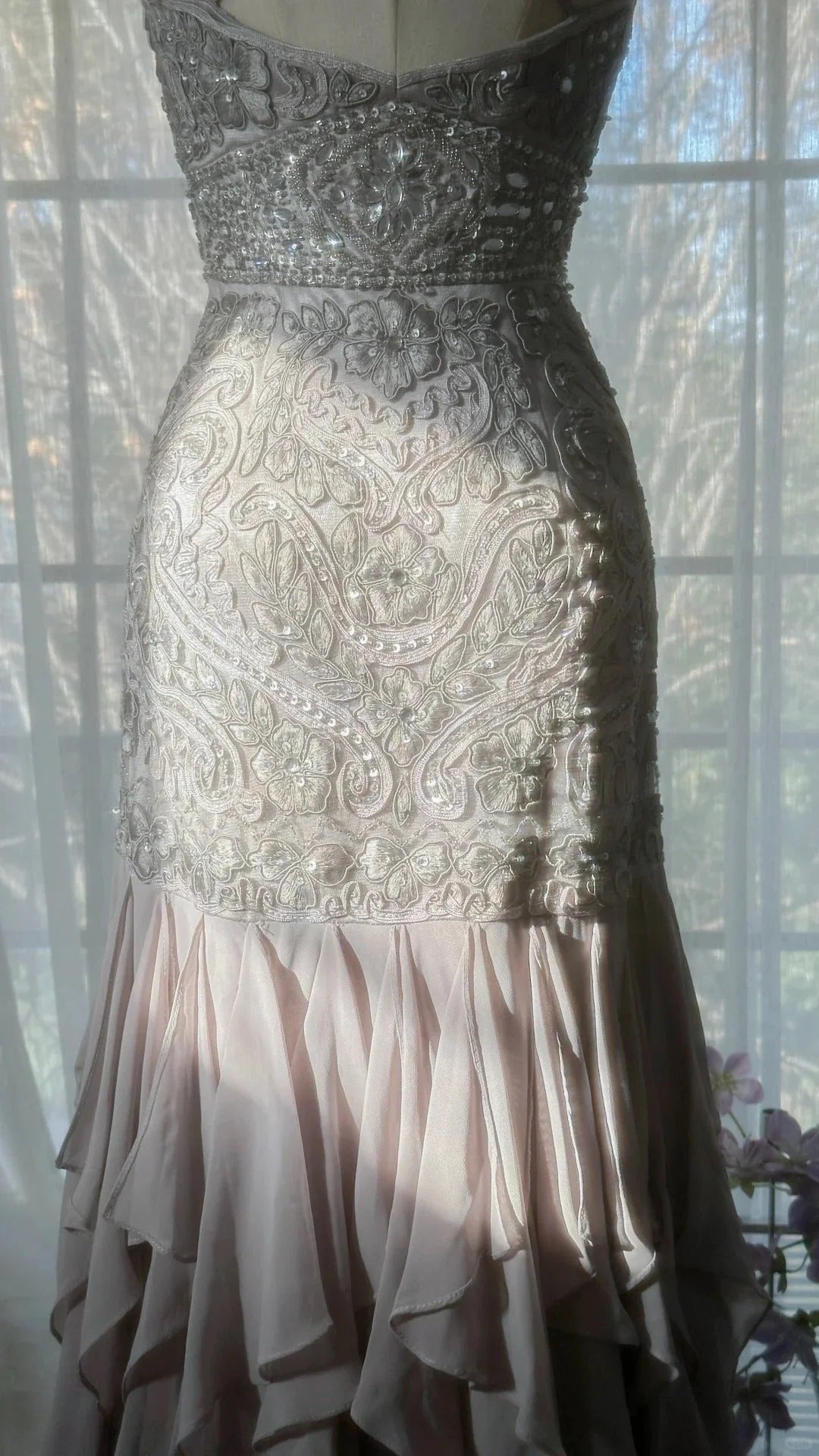 Elegant Lavender Grey Spaghetti Straps Mermaid Prom Dress With Beaded Applique & High‑Slit Ruffle Hem AD871
