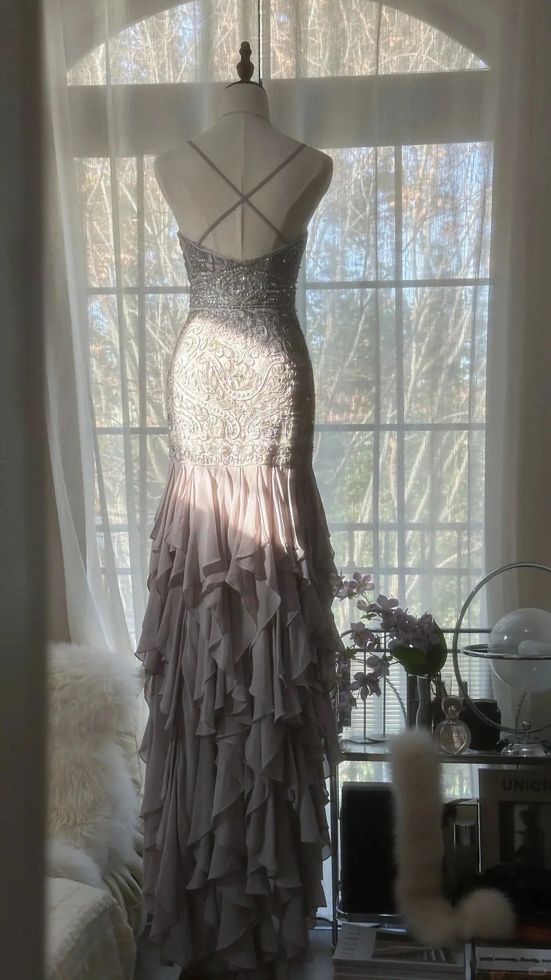 Elegant Lavender Grey Spaghetti Straps Mermaid Prom Dress With Beaded Applique & High‑Slit Ruffle Hem AD871