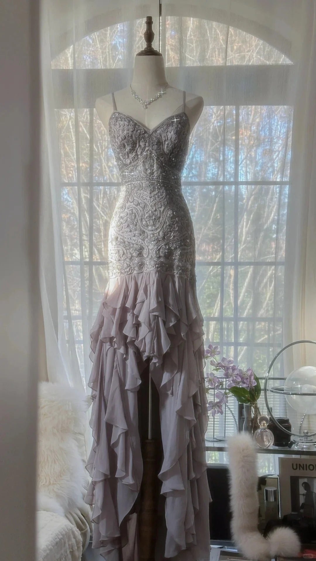 Elegant Lavender Grey Spaghetti Straps Mermaid Prom Dress With Beaded Applique & High‑Slit Ruffle Hem AD871