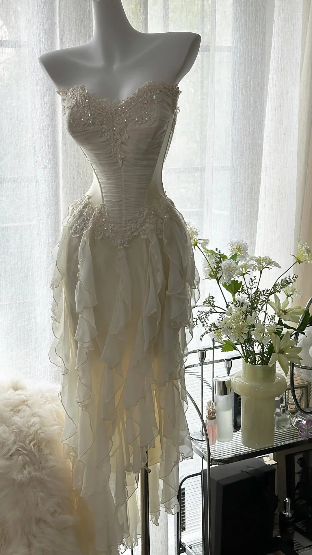 Romantic Ivory Sweetheart Neck Lace Applique Mermaid Prom Dress With Tiered Ruffle Chiffon Skirt AD882