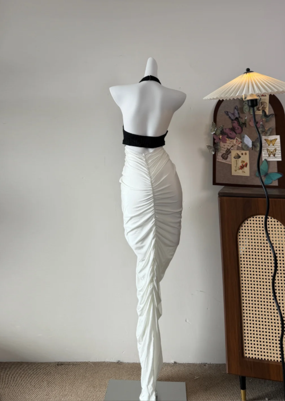 Chic Black & White Halter Neck Mermaid Long Prom Dress With Ruched Skirt AD941