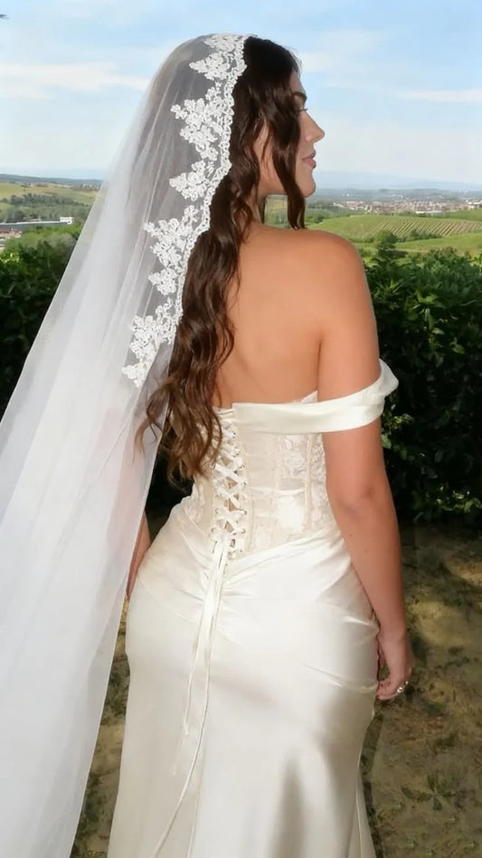 Vintage Ivory Off-The-Shoulder Satin Corset Mermaid Long Wedding Dress With Appliques AE004