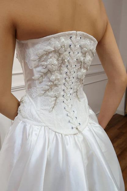 Romantic White Strapless Corset A Line Long Wedding Dress With Beaded Floral Appliqués & High Slit AE005