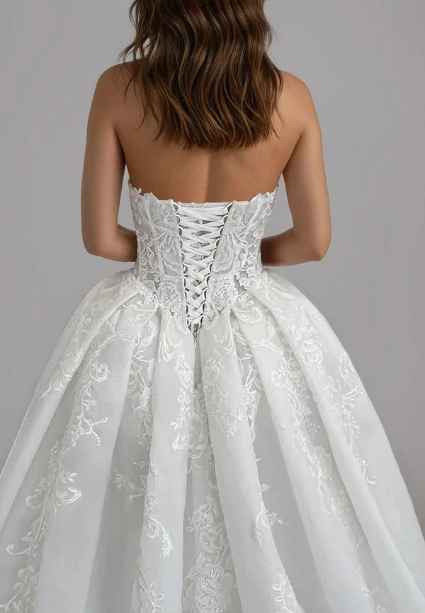 Opulent White Sweetheart Neck Lace A Line Wedding Dress With Applique And Chapel Train AE036