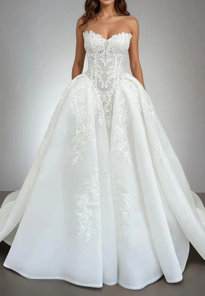 Opulent White Sweetheart Neck Lace A Line Wedding Dress With Applique And Chapel Train AE036