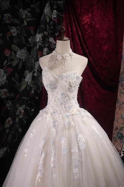 Romantic Sweetheart Ivory And Dusty Blue Lace Floral Applique A Line Wedding Dress With Cathedral Train AE044