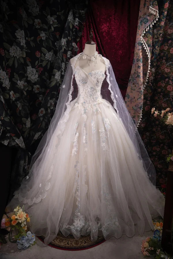 Romantic Sweetheart Ivory And Dusty Blue Lace Floral Applique A Line Wedding Dress With Cathedral Train AE044