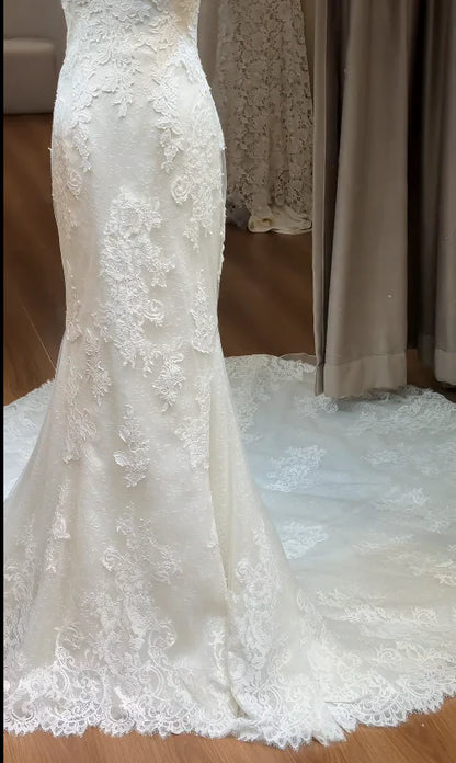 Elegant Ivory Sweetheart Neck Spaghetti Straps Lace Mermaid Wedding Dress With Chapel Train AE045