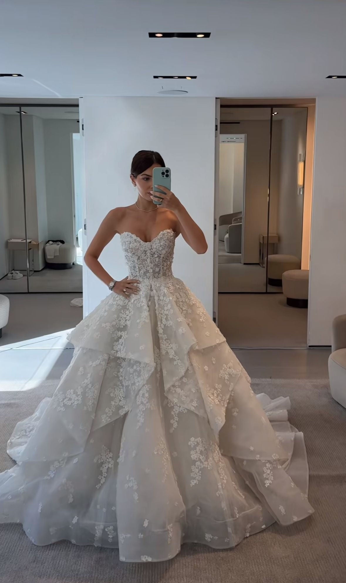 Romantic Sweetheart Handmade Floral Applique Tiered Tulle Voluminous Ball Gown Wedding Dress With Cathedral Train AE063