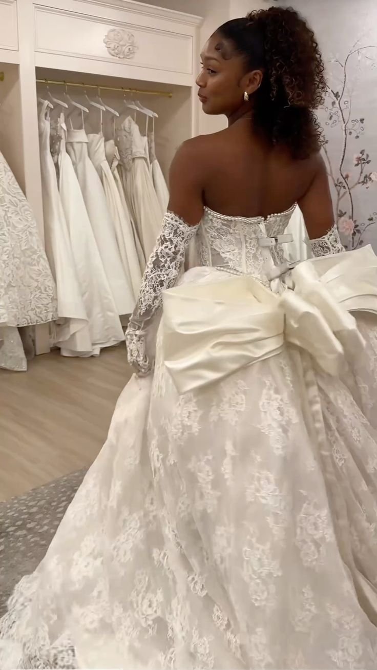 Classic Ivory Strapless Pearl Trim Corset Lace Ball Gown Wedding Dress With Back Bow & Chapel Train AE069