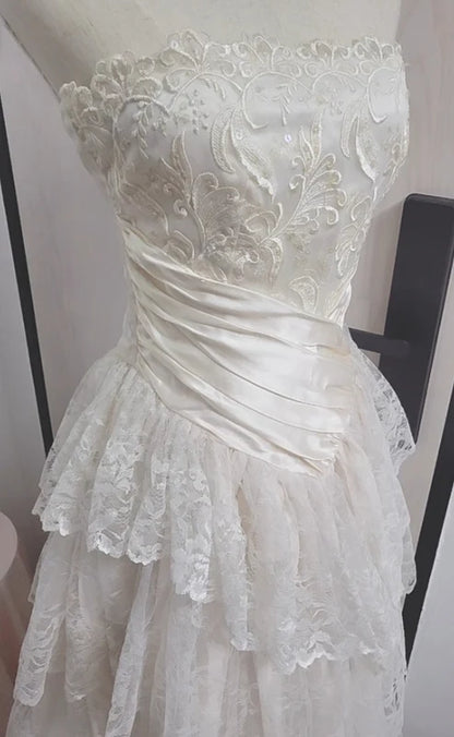 Vintage Ivory Strapless Lace Tiered Ruffle A-Line Wedding Dress With Satin Waist Sash AE076