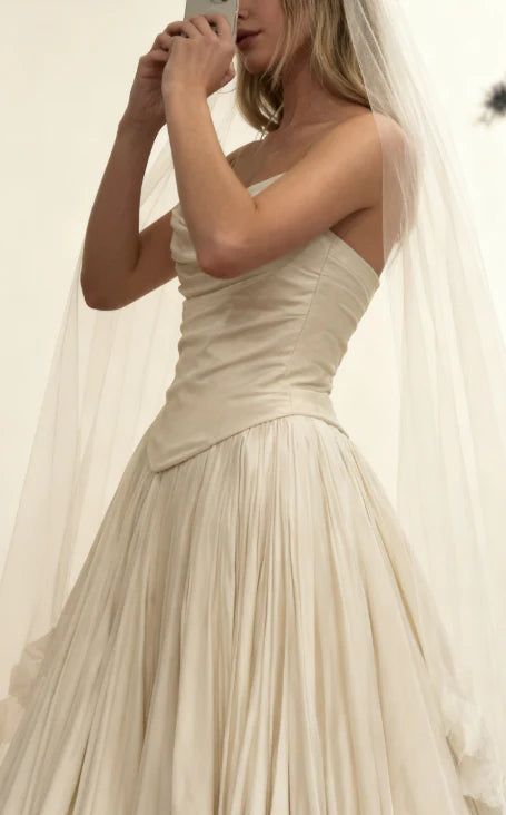 Chic Ivory Strapless Satin Pleated A-Line Wedding Dress AE085