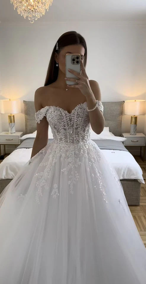 Romantic White Off The Shoulder Floral Lace Appliqué A-Line Tulle Wedding Dress AE091
