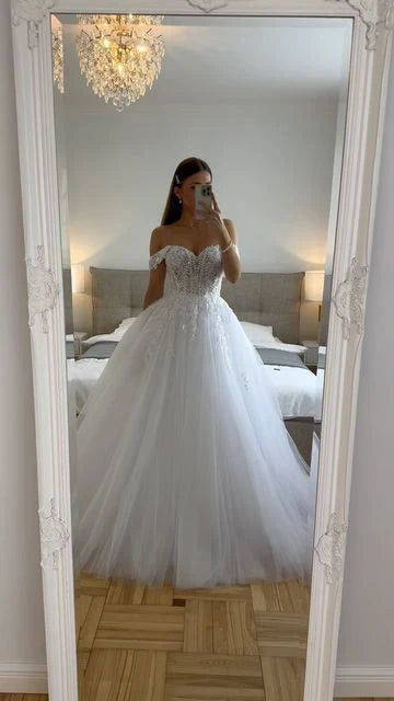 Romantic White Off The Shoulder Floral Lace Appliqué A-Line Tulle Wedding Dress AE091
