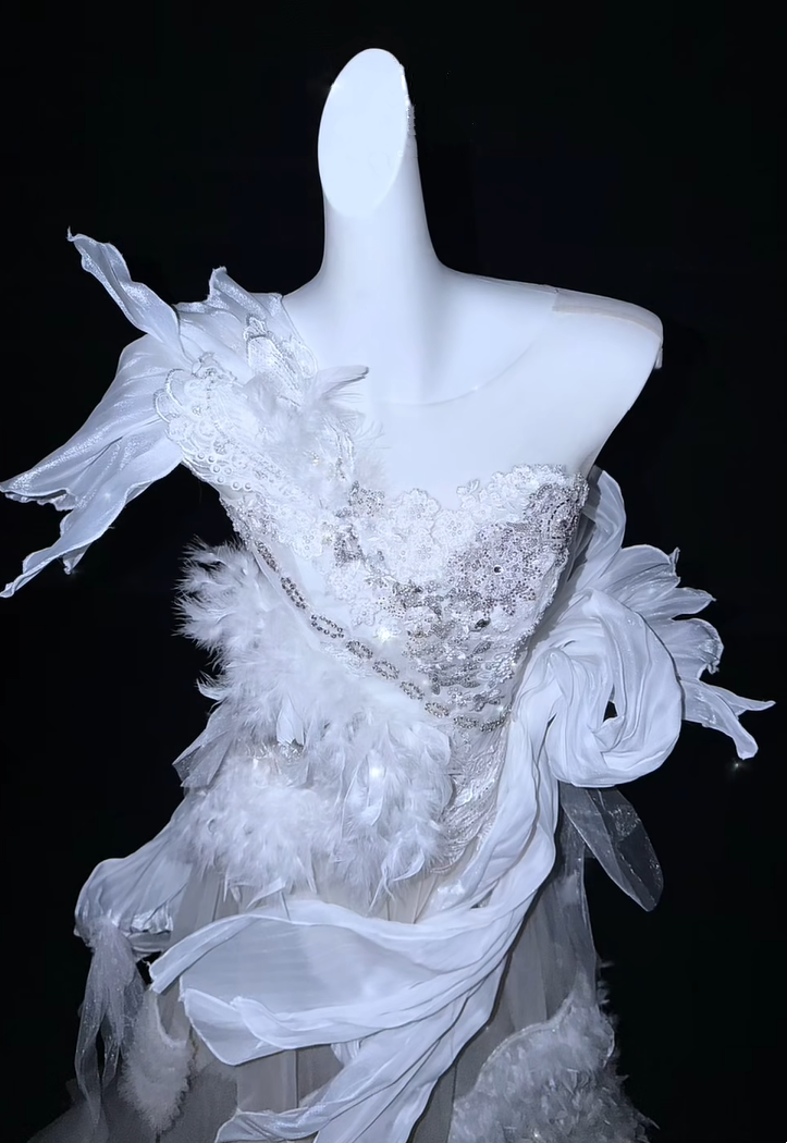 Whimsical White Feather & Beaded Mermaid Tulle Wedding Dress With Asymmetric One-Shoulder AE097