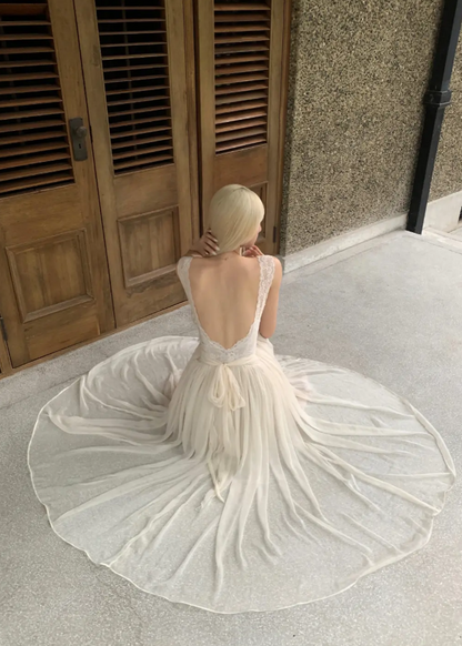 Romantic White Lace Straps Corset A-Line Long Wedding Dress With Low Open Back And Flowing Tulle Skirt AE099