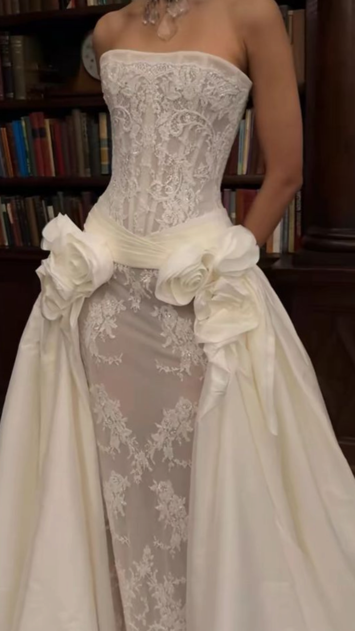 Regal Ivory Strapless Lace Corset Long Mermaid Wedding Dress With Detachable Satin Overskirt And 3D Rose Accents AE105