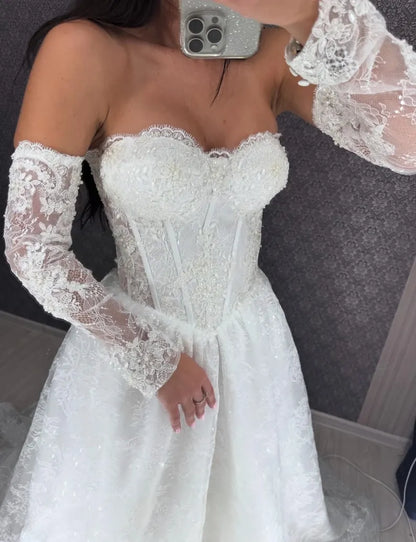 Chic White Strapless Sweetheart Lace A-Line Tulle Wedding Dress With Chapel Train And Detachable Long Lace Sleeves AE131