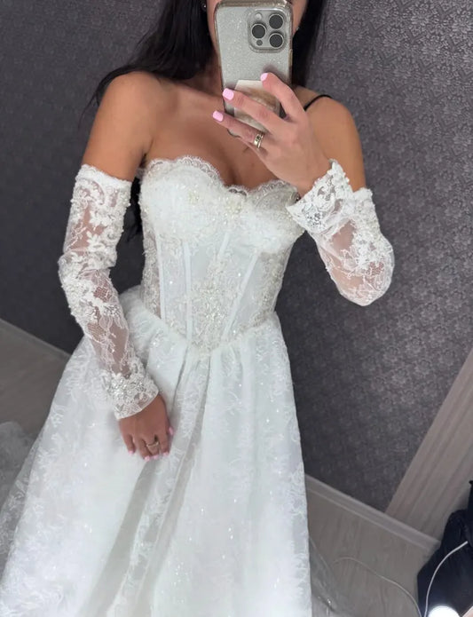 Chic White Strapless Sweetheart Lace A-Line Tulle Wedding Dress With Chapel Train And Detachable Long Lace Sleeves AE131