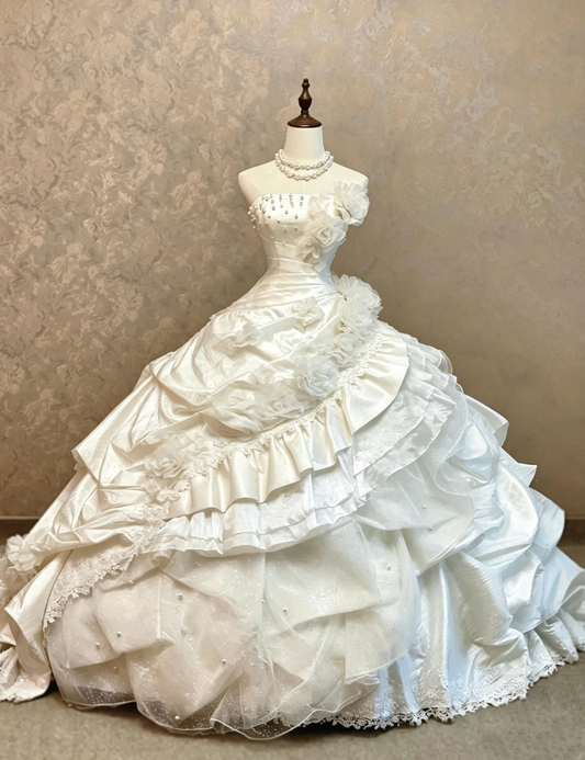 Gorgeous White Strapless Beaded 3D Floral Applique Multi-Tier Ruffle Satin Tulle Ballgown Wedding Dress With Chapel Train AE134