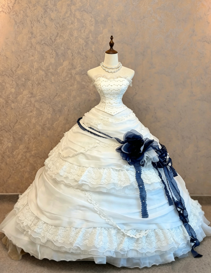 Unique White Strapless Beaded Corset Bodice Navy Blue 3D Flower Multi-Tier Lace Ruffle Ballgown Wedding Dress With Chapel Train AE136