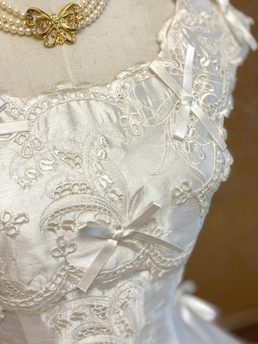 Lovely Ivory Off The Shoulder Bow Accent Satin Corset Ballgown Long Prom Dress AE138